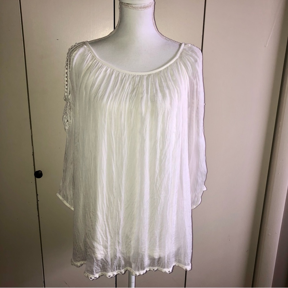 Cream Open Shoulder Blouse Womens M? Used Silk